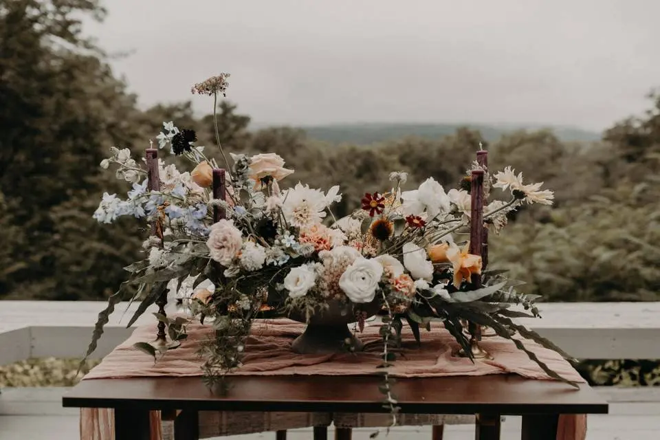 Floral arrangements for weddings